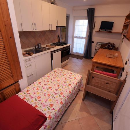 Appartamento Hikers' Nest With Sea View San Rocco  Esterno foto